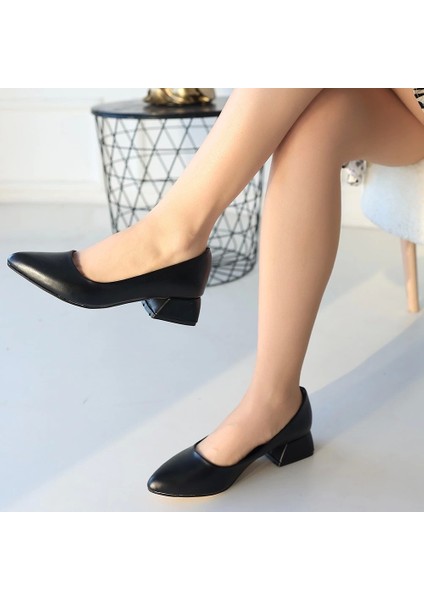 Desniy Siyah Cilt Topuklu Ayakkabı fırsatları