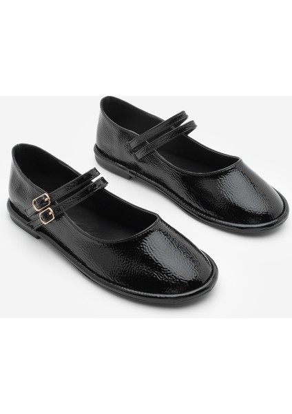 Kadın Çift Bantlı Tokalı Babet Larzen Siyah Rugan indirimleri