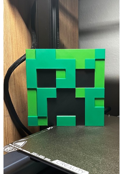 Minecraft Creeper Logo Sembol Figür | Pixel Tasarım Yüksek Kaliteli Koleksiyon Ürünü