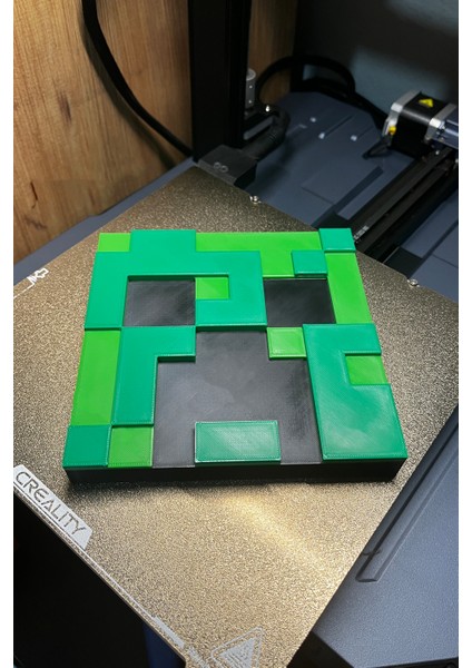 Minecraft Creeper Logo Sembol Figür | Pixel Tasarım Yüksek Kaliteli Koleksiyon Ürünü