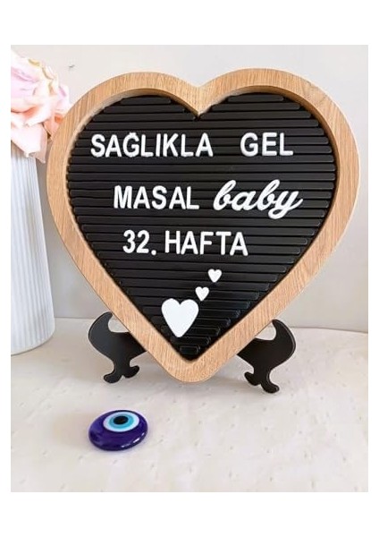 Ahşap Kalp Çerçeveli Özelleştirilebilir Mesaj Panosu Siyah Zemin Beyaz Harf Setli Yazı Tahtası modelleri