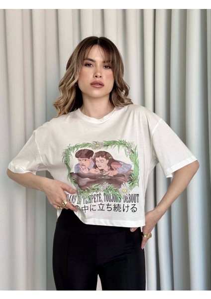 Oversize Beyaz Baskılı Crop Tişört