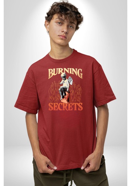 Yanan Sırlar Heykel Bebek Kadın Erkek Ön Baskılı Kırmızı Pamuklu Tişört Penye Klasik fiyatları