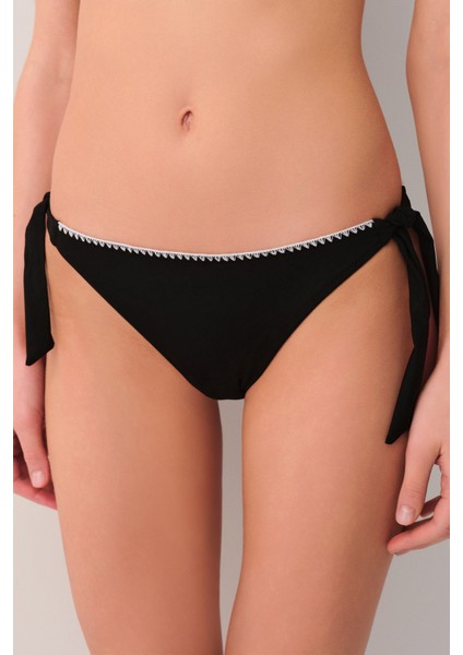 Lisa Bağcıklı Kroşetalı Bikini Alt