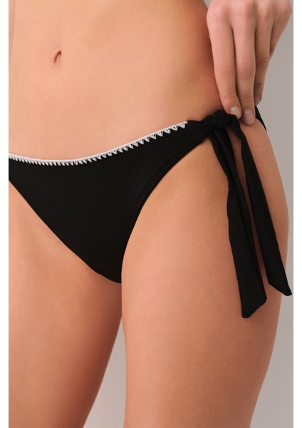 Lisa Bağcıklı Kroşetalı Bikini Alt modelleri