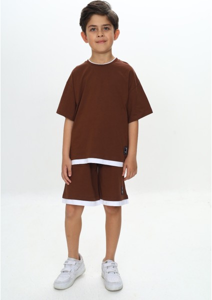 Erkek Çocuk Yazı Armalı Şortlu Takım modelleri