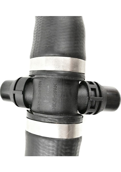 Radyatör Soğutma Suyu Hortumu 11537603511 Bmw 5er F10 3er F30 1er F20 (Yurt Dışından)