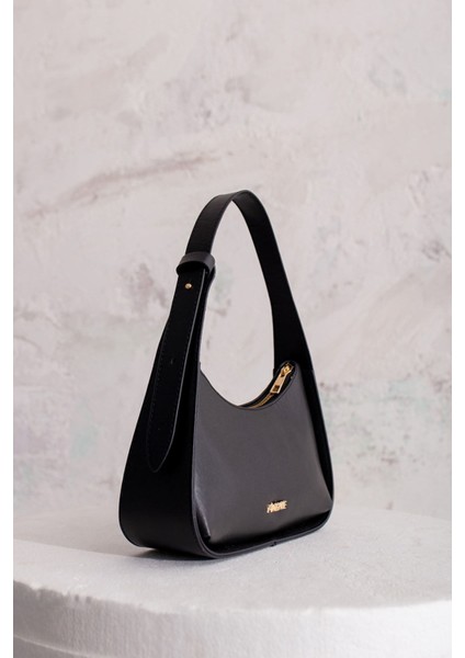 Kadın Siyah Astarlı El Ve Omuz Çanta modelleri