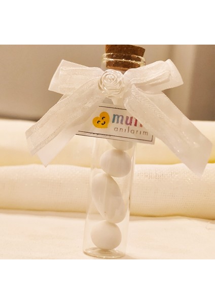 Şık Cam Tüp Nikah Şekeri – 4’lü Badem Şekerli 7 cm Hediyelik modelleri