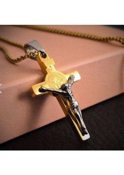 Voyageaccessory Altın Gümüş Renk Paslanmaz Çelik Isa Haç Kolye / 60 cm Zincirli fiyatları