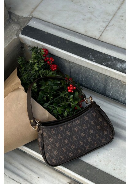 Farme Monogram Kahverengi Baget Ve Çapraz Çanta fiyatları