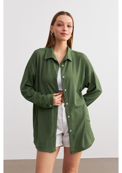 Kadın Haki Yeşil Oversize Uzun Krinkıl Gömlek