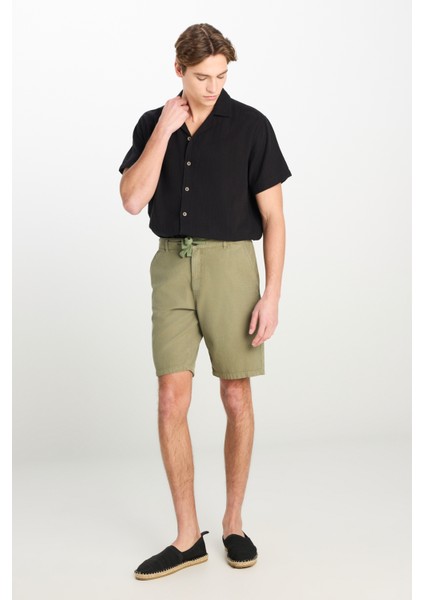 Relaxed Fit Geniş Kesim Lastik Bel Detaylı Esnek Haki Chino Şort fiyatları