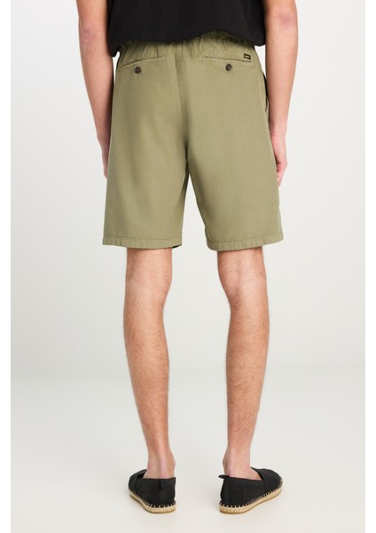 Relaxed Fit Geniş Kesim Lastik Bel Detaylı Esnek Haki Chino Şort fırsatları