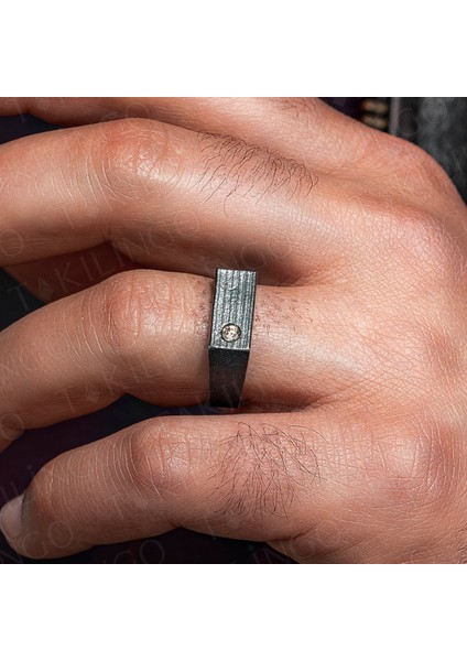 925 Ayar Gümüş Oksitli Şampanya Taşlı Sade Erkek Yüzük modelleri