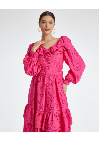 Kadın Midi Boy Elbise - Katlı Etek, Kemer Detayı - Modern ve Şık Tasarım - Günlük ve Özel Gün Için Elbise modelleri