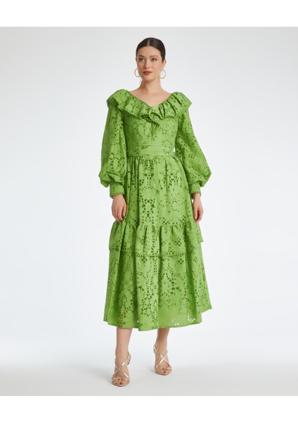 Kadın Midi Boy Elbise - Katlı Etek, Kemer Detayı - Modern ve Şık Tasarım - Günlük ve Özel Gün Için Elbise