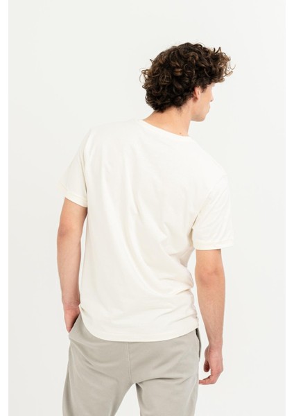 Bisiklet Yaka Kol Ucu Duble %100 Pamuk Slim Fit Erkek T-Shirt indirimleri