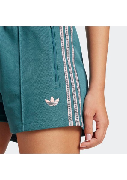 KC0682 Shorts Kadın Şort modelleri