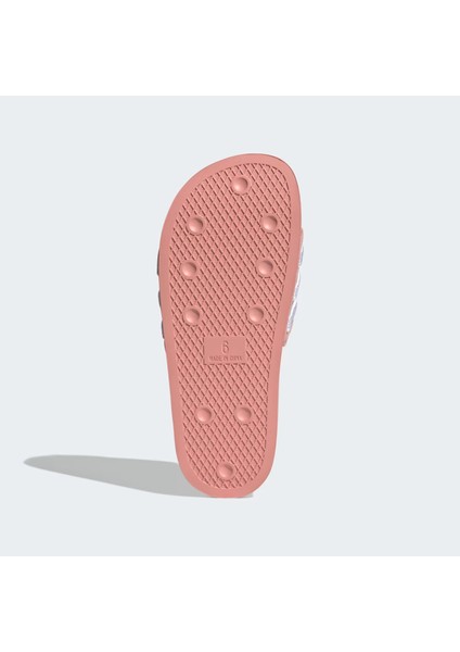 Adilette slides