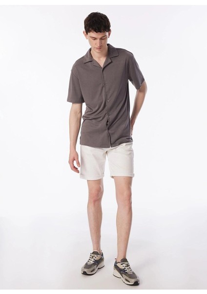 Kısa Kollu Apaj Yaka Slim Fit Örme Erkek Gömlek