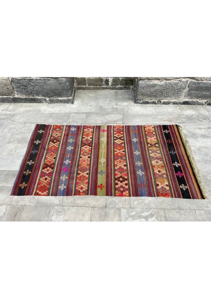156 x 319 cm Harika Desenli Tamamen El Dokuma Olan Yün Anadolu Kilimi Ev Dekoru fırsatları