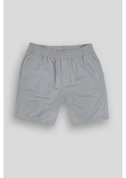 Çizgi Desenli Gizli Bağcıklı Erkek Şort