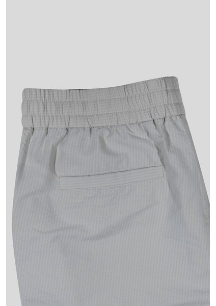 Çizgi Desenli Gizli Bağcıklı Erkek Şort fırsatları