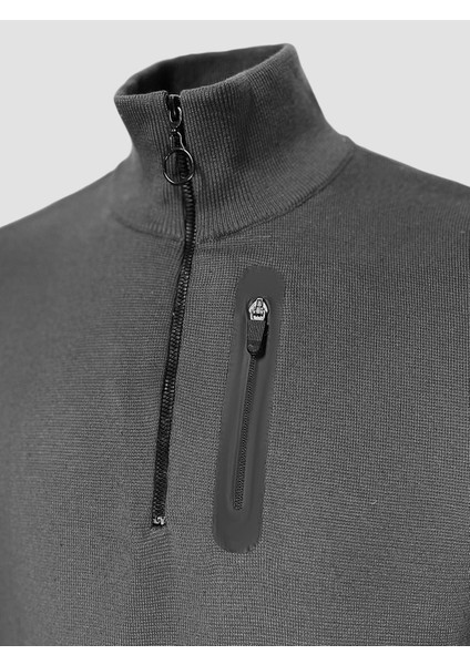 Dik Yaka Fermuar Detaylı Slim Fit Erkek Kazak modelleri