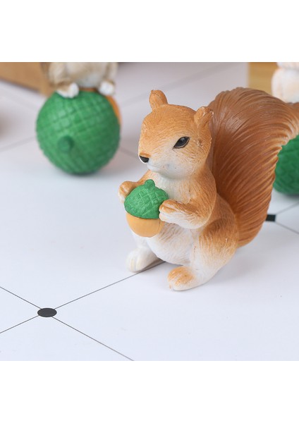 Adet Sincap Figürinleri Minyatür Peri Bahçe Gnome Moss Hediye Reçine El Sanatları (Yurt Dışından) fırsatları