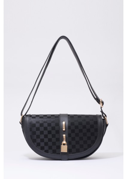 Kare Desenli Siyah Shk92 Kilit Detaylı Deri Tek Bölmeli Çıtçıtlı El, Kol Ve Omuz Çantası U:15 E:25 G:6 Cm