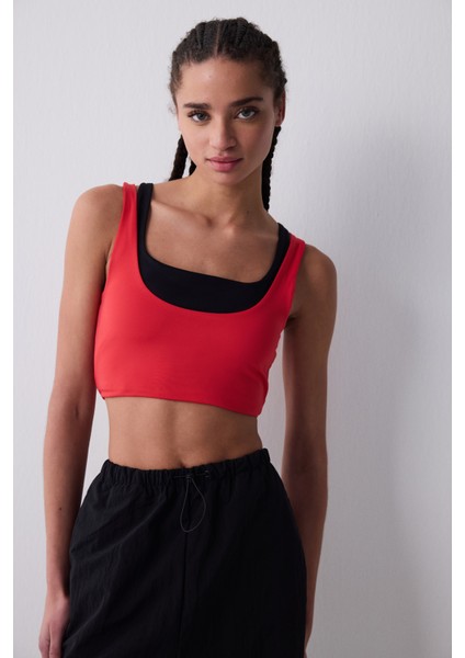 Sporty Cut Out Kırmızı Üst