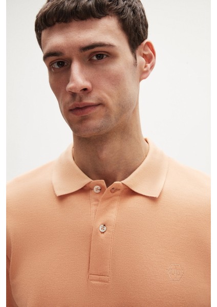 Regular Fit Kayısı Pike Dokulu %100 Pamuk Kıvrılmaz Polo Yaka Nakışlı T-shirt 4HC14ORT51000