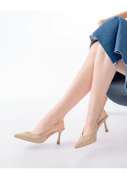 İNF-40451 Bej Kırışık Rugan Günlük Arkası Açık Topuklu Bayan Ayakkabı