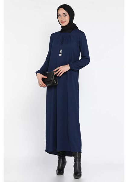 Kadın Yıldız Aksesuarlı Büyük Beden Tesettür Elbise P-00015908