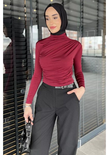Omuz ve Bel Drapeli Tesettür Bluz P-00015672
