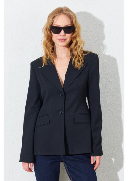 Kadın Siyah Beli Oturtmalı Çift Düğmeli Blazer Ceket