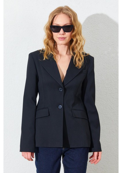 Kadın Siyah Beli Oturtmalı Çift Düğmeli Blazer Ceket