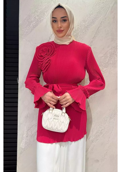Yaka Gül Detaylı Piliseli Kol Lastikli Tesettür Tunik P-00015653