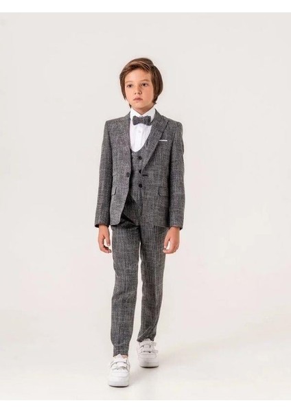 Erkek Çocuk Cep Mendil Detaylı Keten Takım Elbise (5-9 Yaş Arası)