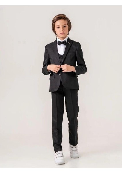 Erkek Çocuk Dokulu Kumaş Yakası Rozet Detaylı Klasik Takım Elbise
