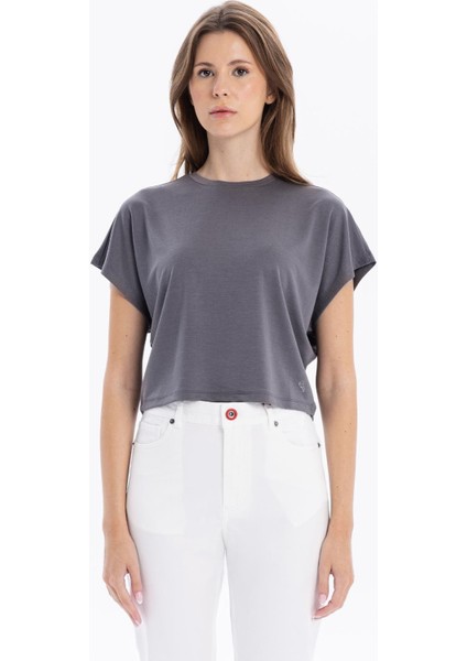 Bisiklet Yaka Çizgi Detaylı Oversize Yarasa Kol Kadın T-Shirt