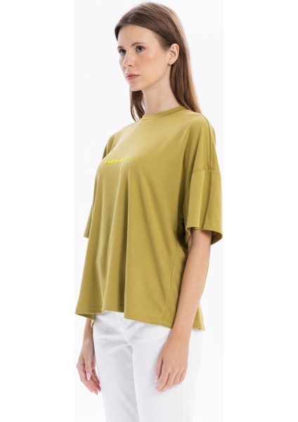 Bisiklet Yaka Oversize Sırtı Açık Kadın T-Shirt