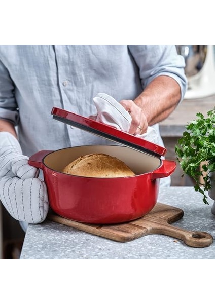 Cast Iron 22 Cm/3,3 L Kapaklı Tencere, Kaliteli, Sağlam ve Uzun Ömürlü, Kızartma, Kızartma, Pas Içermeyen Emaye Iç Kısım, Indüksiyon, Ergonomik Sap, 260°C'YE Kadar Fırına Dayanıklı, Kırmızı