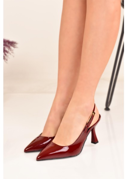 Kadın Rugan Ovis Sivri Topuklu Ayakkabı