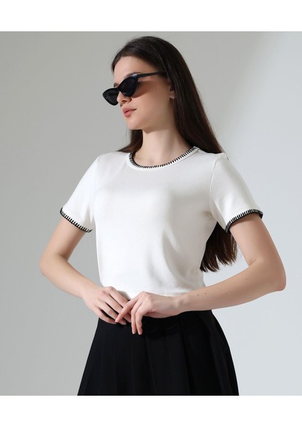 Kol Yaka El Işi Çoban Dikiş Detaylı Kadın Bluz T-Shirt