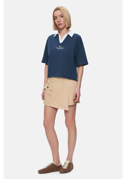 Polly Lacivert Polo Yaka Sargı Nakışlı Loose Fit Kadın Tshirt fırsatları