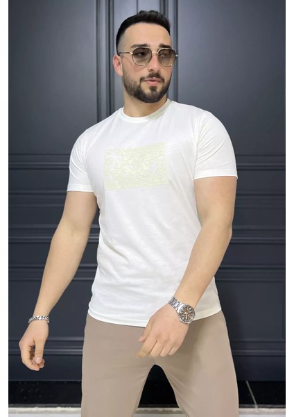 Erkek Bisiklet Yaka Baskılı Tişört P-00015990