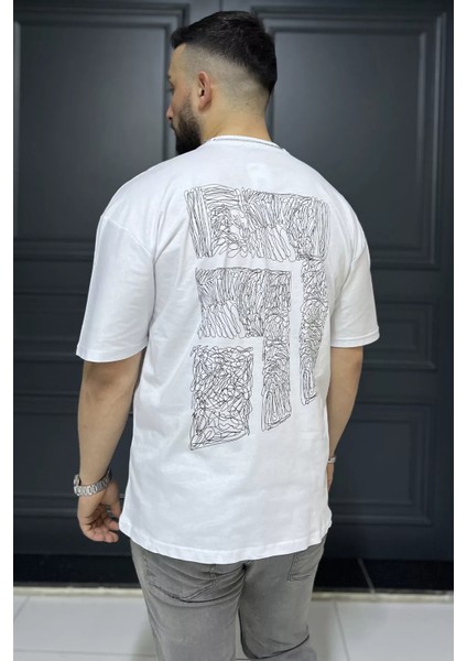 Erkek Bisiklet Yaka Oversize Aksesuar Detaylı Tişört P-00015043 modelleri