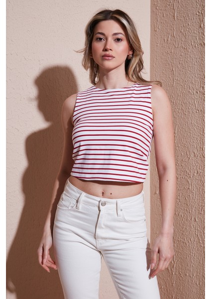 Pamuklu Slim Fit Bisiklet Yaka Crop Bayan Crop 25Y0326K1